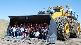 LeTourneau L-2350 - The Biggest Wheel Loader in The World