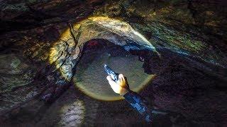 A CAVERNA DO CORPO SECO - Caçadores de Lendas