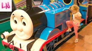 A VLOG THOMAS city For children and kids like in the Movie Thomas and His Friends Entertainment