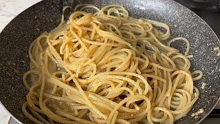 Spaghetti con le acciughe e il pangrattato la pasta più veloce al mondo!