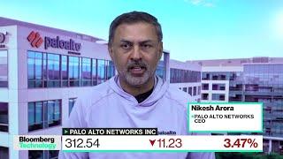 Palo Alto Networks Tumbles as Sales Forecast Disappoints