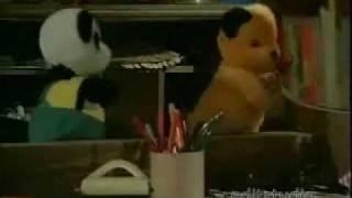 YTP - Sooty and Co. - Moving In Your Mum