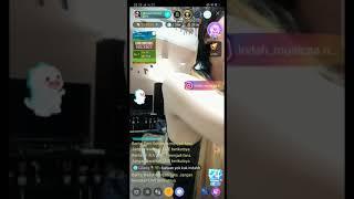 bigo live cewe cantik gak sadar kalau tetenya sudah kelihatan