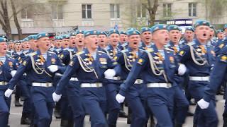 Рязанцы встретили десантников, вернувшихся с Парада в Москве.