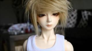 MY FIRST BJD BOY UNBOXING (ENG SUB)