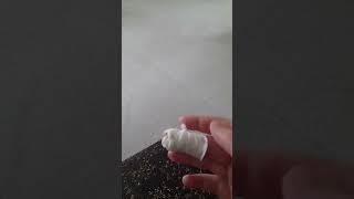 умудрилась поранить палец...ох уж эти заусенцы...