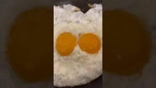 #asmr #shorts #sunnysideup #shortvideo #trending #trend #viral #egg #food #yummy