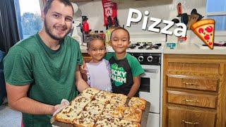 Baba Jimmy making pizza for the family️