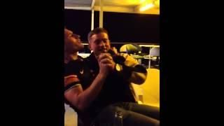 Kenny Boyle Sings