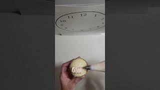 @mimiscakedecoratingschool #tiptuesday #piping #buttercream