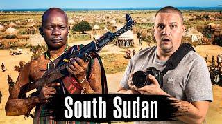 Inside the wildest places of Africa / Tribal warfare in the wild jungle / South Sudan /