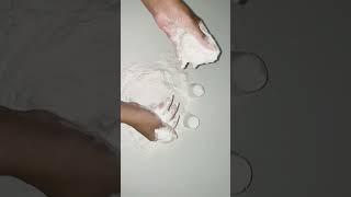 #silky #relaxing #asmrbakingsoda #shortsvideos