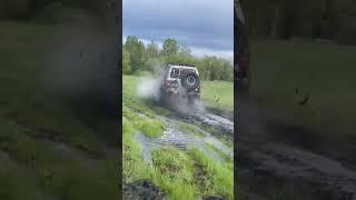 Паджеро 2 на 35 колесах едет по  болоту #4x4 #automobile #offroad #паджеро #внедорожник
