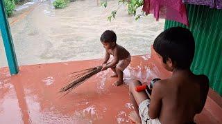 নিলয় বাবু বৃষ্টিতে কি কাজ করে আর নিলয় বাবু খুব খুশি | Village Rainy Season in Bangladesh