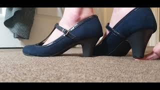 asmr candid finger crush with heels 