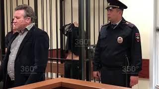 Напавшую на полицейского модель Киру Майер арестовали до 27 июля