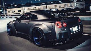 Nissan GT-R  Liberty Walk Widebody Smash a V10 Audi R8!