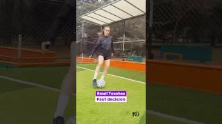 SMALL TOUCHES, FAST DECISION ️#quickfeet #fastdecisions #ballmastery #football #futsal