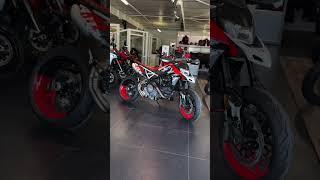 Unboxing the Ducati Hypermotard 950 RVE in Assen