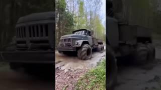 Soviet ZIL 131 6x6 Rolls Through Mud Like It’s Nothing #vintagetruck #offroad #short