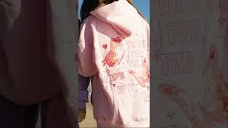 #PinkPalmPuff #aesthetic #pink ￼ please it’s my dream to get one of these sweatshirts ￼