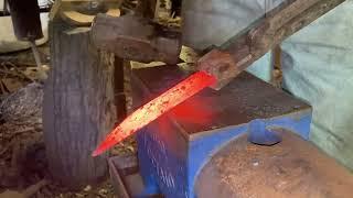 Blacksmithing Knife Making Moving Steel Without the Power Hammer