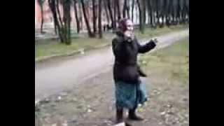 Бабуля отжигает! Танцы-шманцы. Granny annealed! Dance!