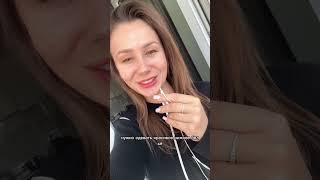 Под короткую юбку всегда одевайте красивое нижнее белье …