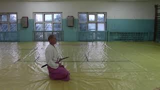 Иайдзюцу: "меч косящий траву" - КУСАНАГИ-НО-КЕН (1) Iaijutsu: "sword mowing grass" KUSANAGI-NO-KEN