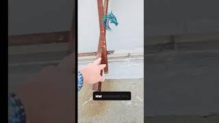 Закрепили вывеску к кровле, а в местах крепления — здравствуй, протечка!