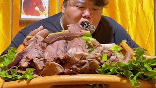 In the yurt  you eat ”Mongolian food”  roast leg of lamb  roast lamb chops and freshly boiled pot t