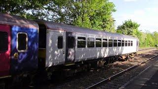 Trains in UK - Highbridge & Burnham (153305 white train Casper livery)