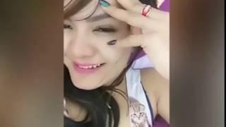 Cewek cantik dan hot lagi coli sendirian