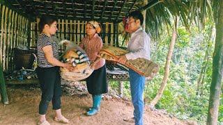 The girl received help from the landlady and her son