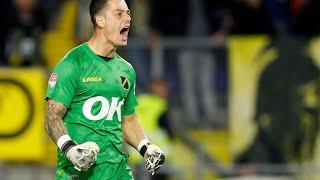 ️de nu jarige nick olij nam pas nog afscheid van nac publiek #voetbal #nacbreda #olij #sport