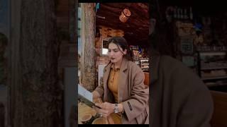 Iqra Faisal having an outing with hubbi #trending #youtube #viralvideo #viral #makeup#iqreeb