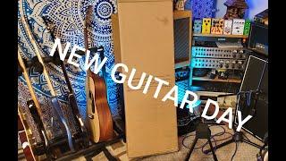 Squier Paranormal Series Cabronita / New Guitar Day For Grumpy