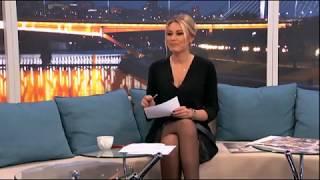 Dajana Paunovic - Leg Show Nylons (15. 12. 2019)