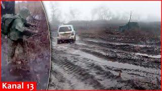 Miserable situation of Russian soldiers at front who were left in hard condition on muddy roads