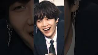 Суровый котик Мин Юнги #bts #suga #yoongi