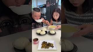 蠢老公偷吃我唯一的包子，我狠狠報復回去，讓他一口也吃不到