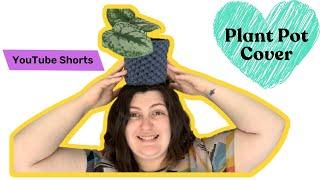 FREE crochet pattern tutorial to make your own Plant Pot Cover