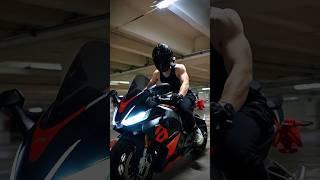  Aprilia RSV4 – The Beast in the Shadows! #shorts #aprilia #rsv4 #motorcycle