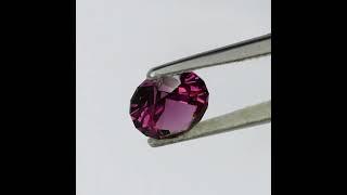 Brilliant cut rhodolite