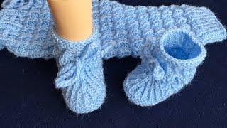 Hand Knitted new born baby booties age (0-3) months step by step guide