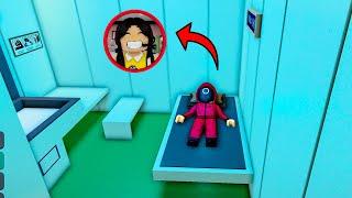 ME CONVIERTO EN GUARDIA de los JUEGOS DEL CALAMAR  para SALVAR a mi HERMANITA  roblox | paolazgames