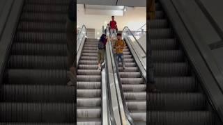 Escalator Prank Mujhpe Bhari Par Gya|| #shorts #prank  #random #funny #escalator #reaction