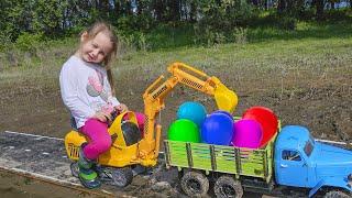 Darius and Francesca build a colorful block road   Kids traffic learning stories