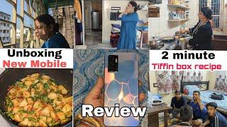 Unboxing New Mobile || 2 Minute Jhatpat Tiffin Box Recipe || The Lifestyle Tales || Rachna Singh ||