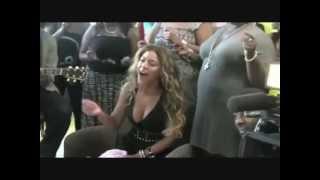 Beyonce - Halo - Acoustic: LIVE! Hospital SINGAPORE 2009